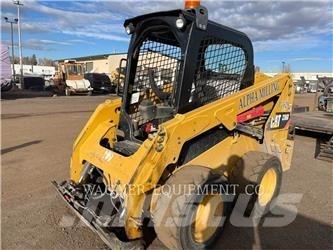 CAT 236D HF Мини товарачи
