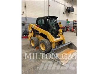 CAT 236D3 Мини товарачи
