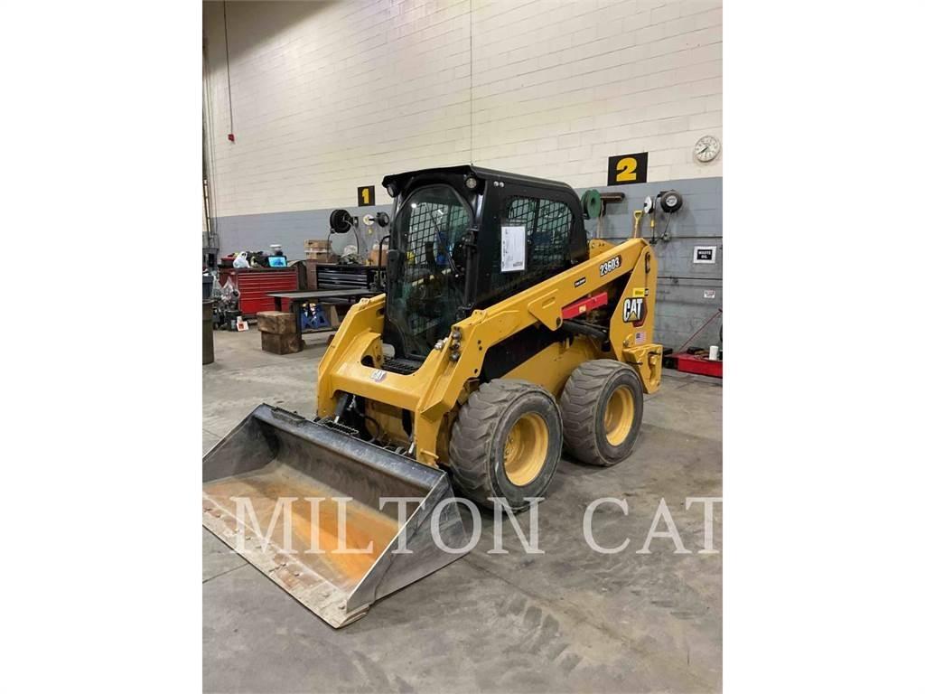CAT 236D3 Мини товарачи
