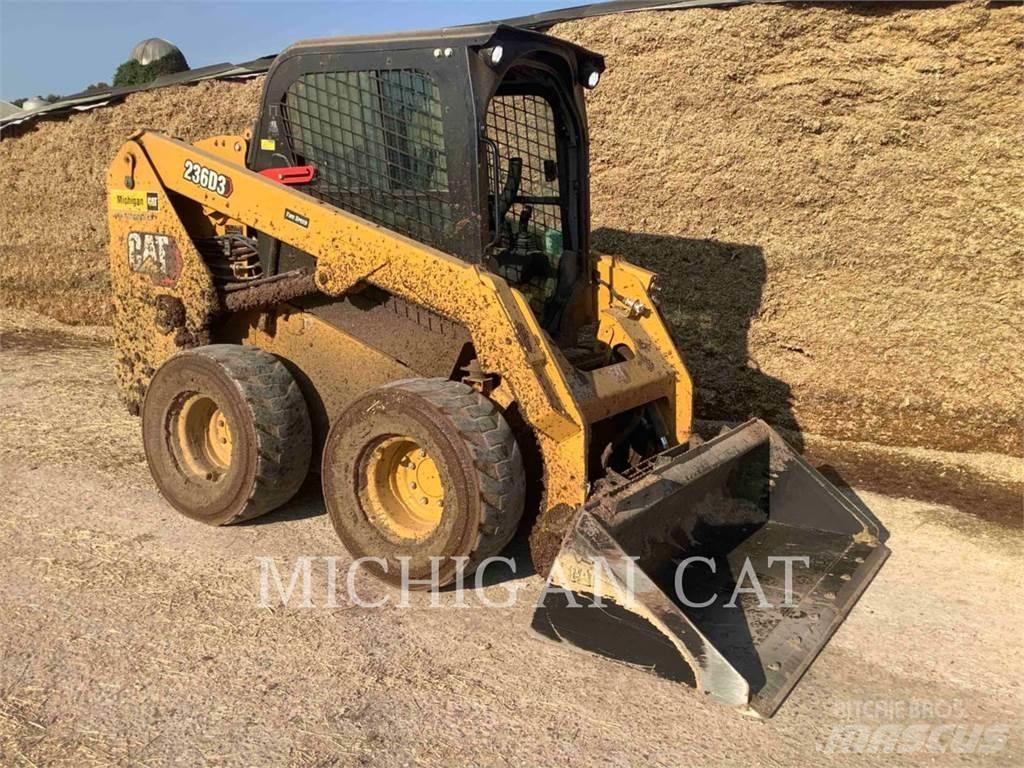 CAT 236D3 Мини товарачи
