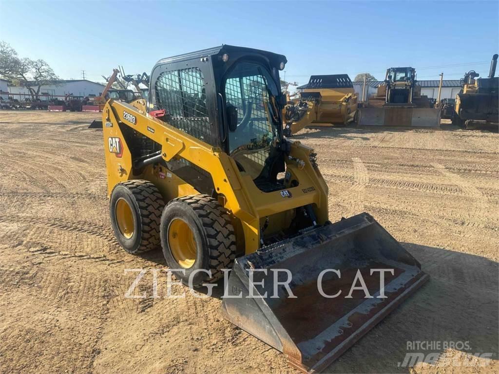 CAT 236D3 Мини товарачи
