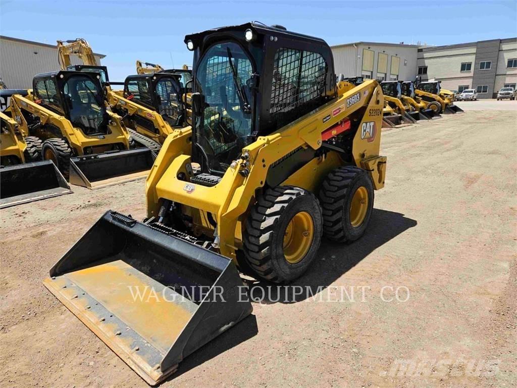 CAT 236D3 Мини товарачи
