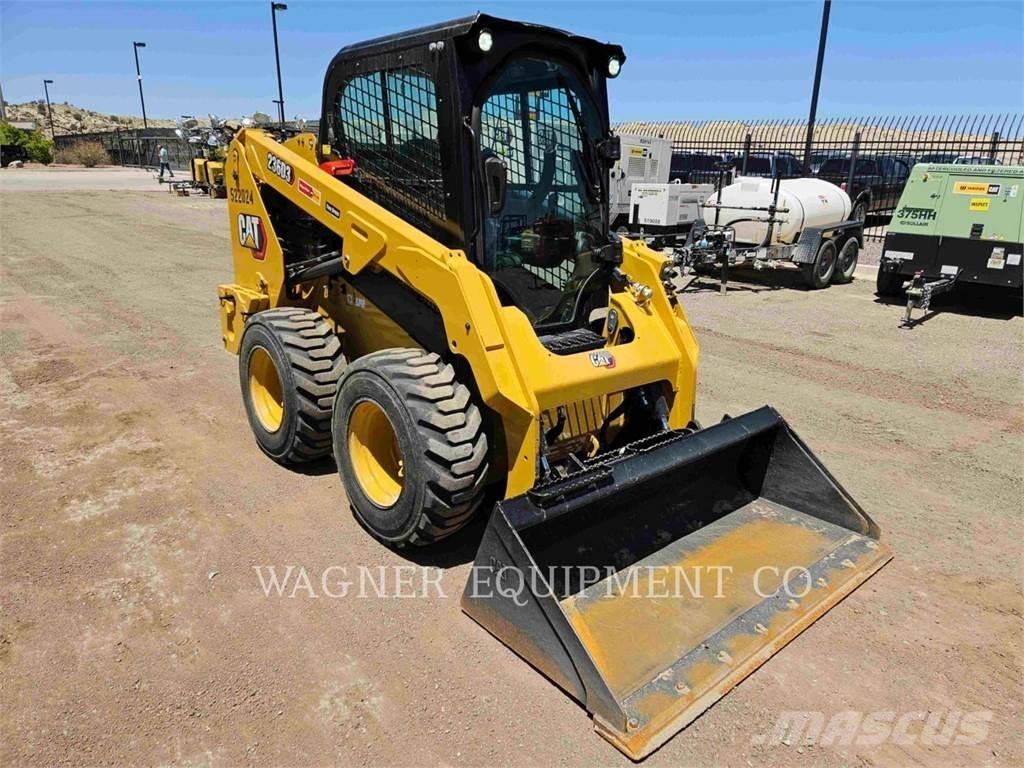 CAT 236D3 Мини товарачи
