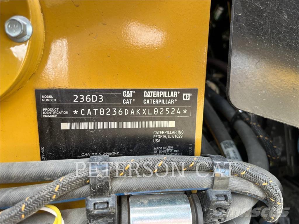 CAT 236D3 Мини товарачи
