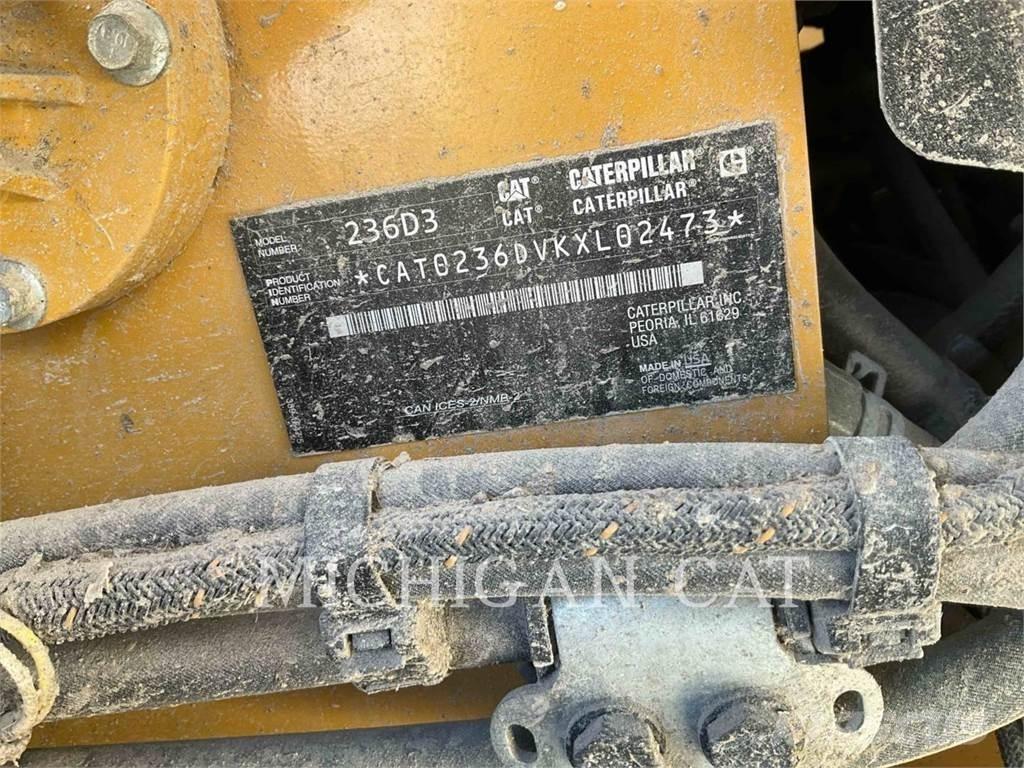CAT 236D3 AQ Мини товарачи
