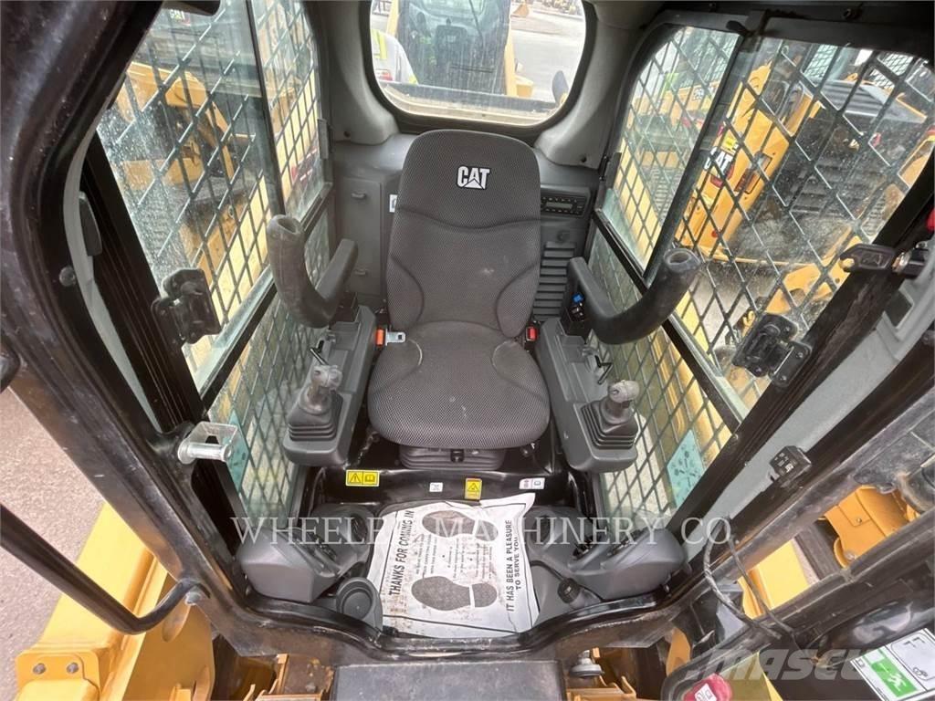 CAT 236D3 C3H2 Мини товарачи
