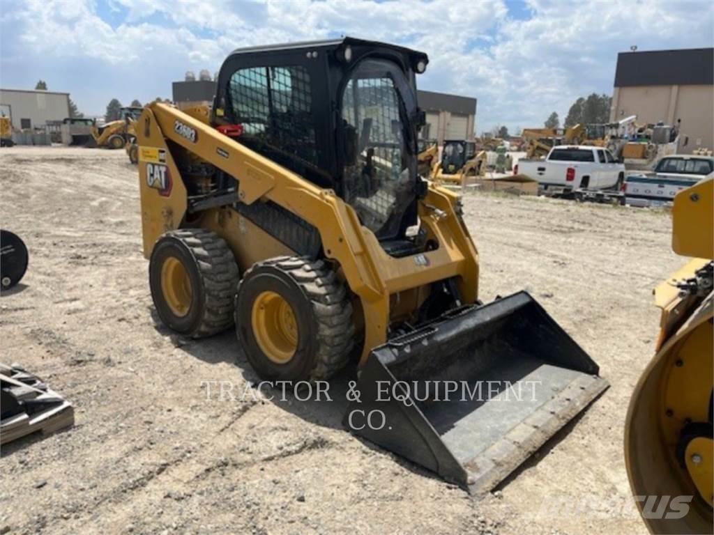 CAT 236D3 H2CB Мини товарачи
