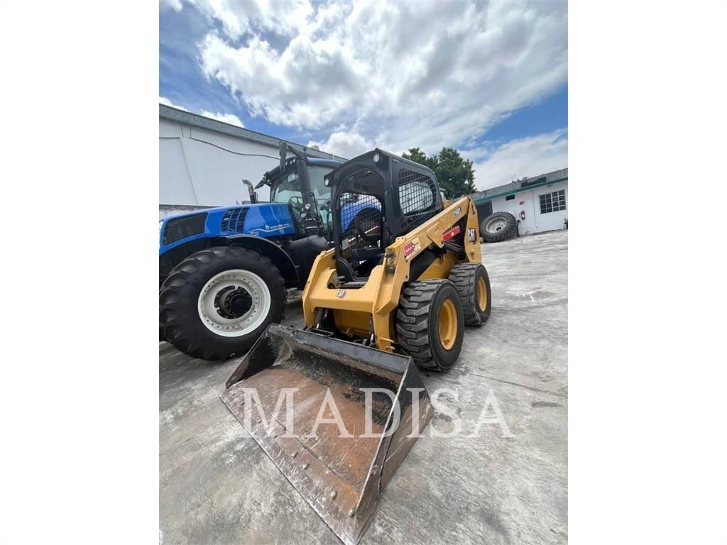 CAT 236D3LRC Мини товарачи
