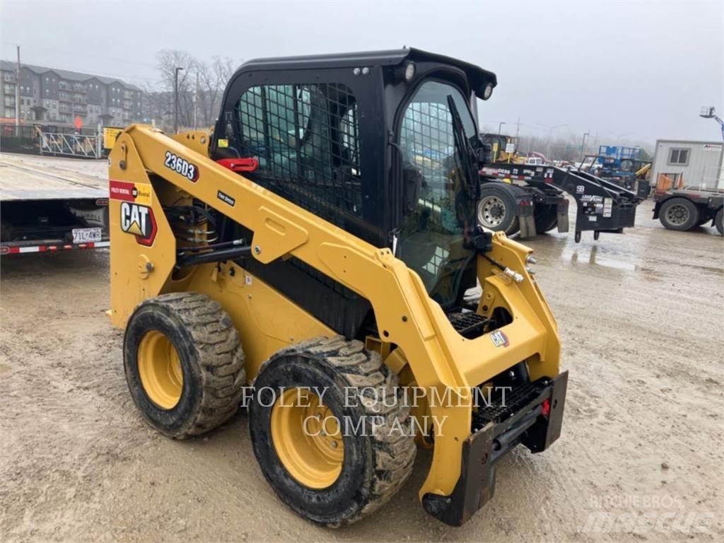 CAT 236D3STD2C Мини товарачи
