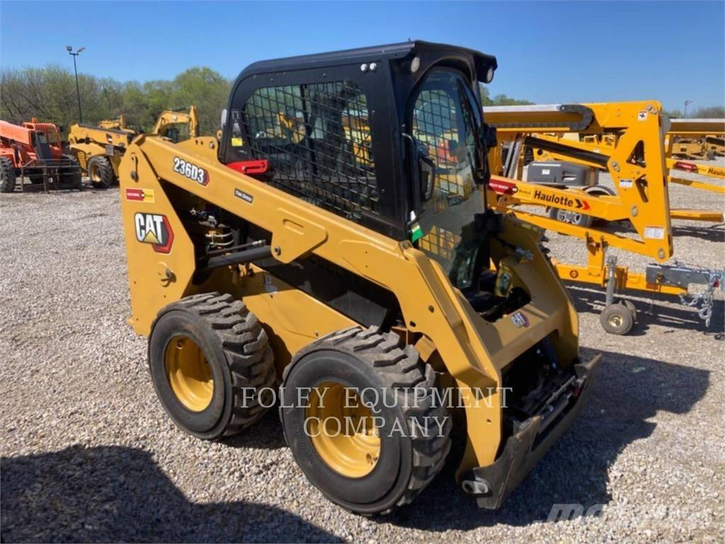 CAT 236D3STD2C Мини товарачи
