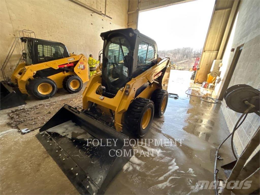 CAT 236D3STD2C Мини товарачи
