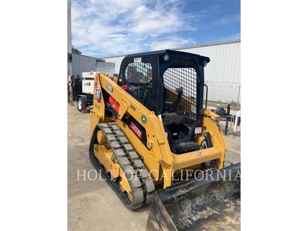 CAT 239 Мини товарачи
