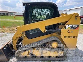 CAT 239D Верижен товарач