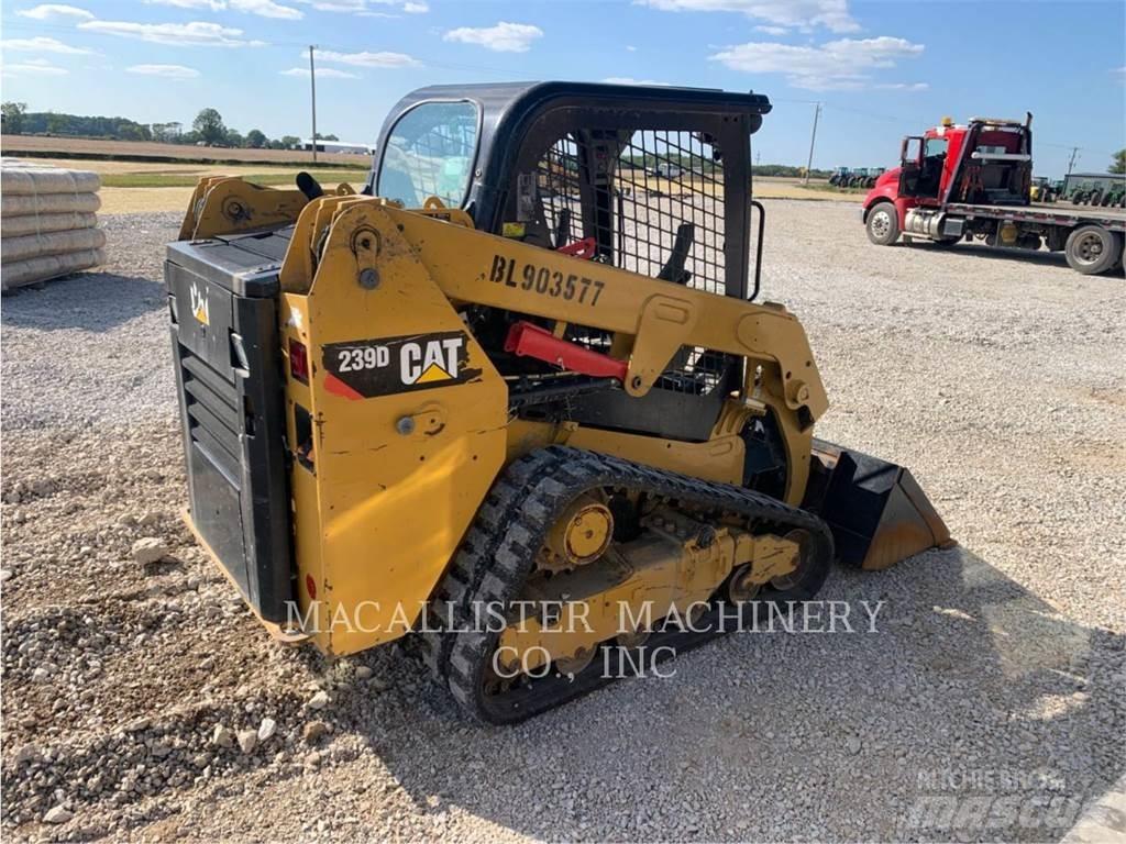CAT 239D Верижен товарач