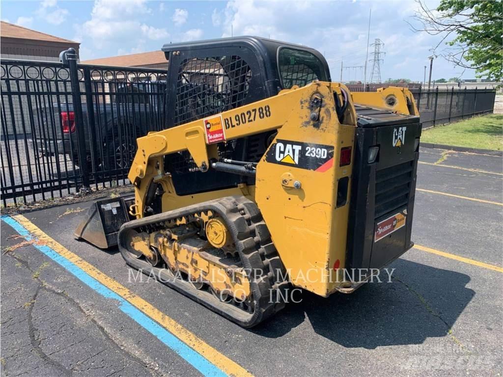 CAT 239D Верижен товарач