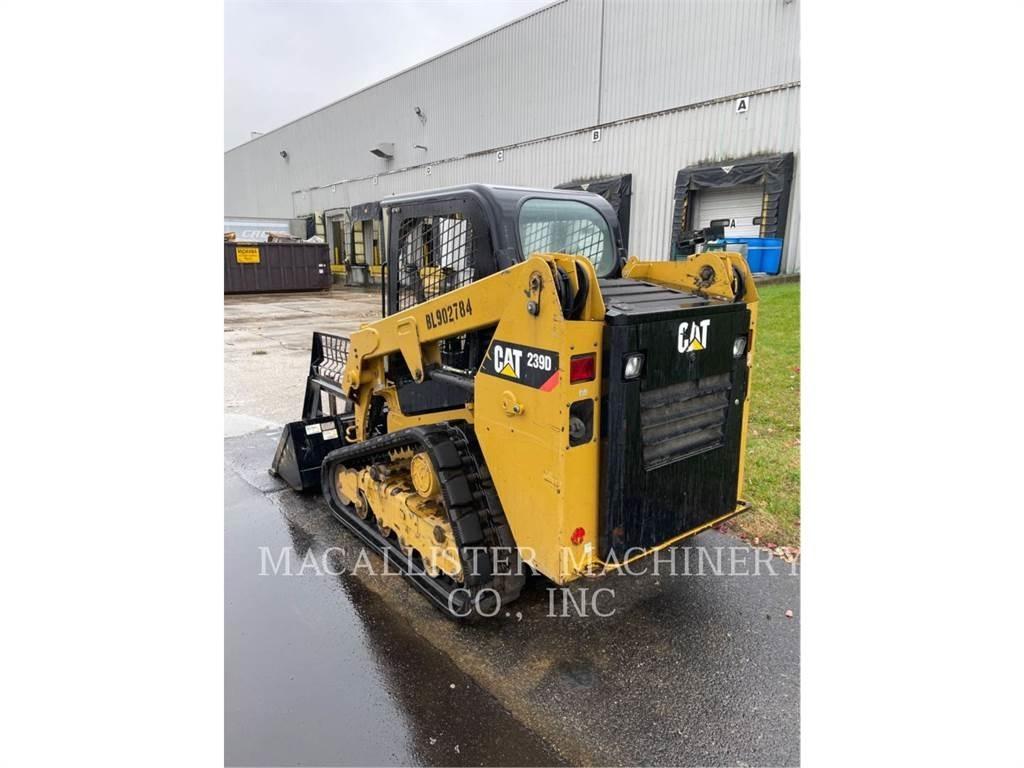 CAT 239D Верижен товарач