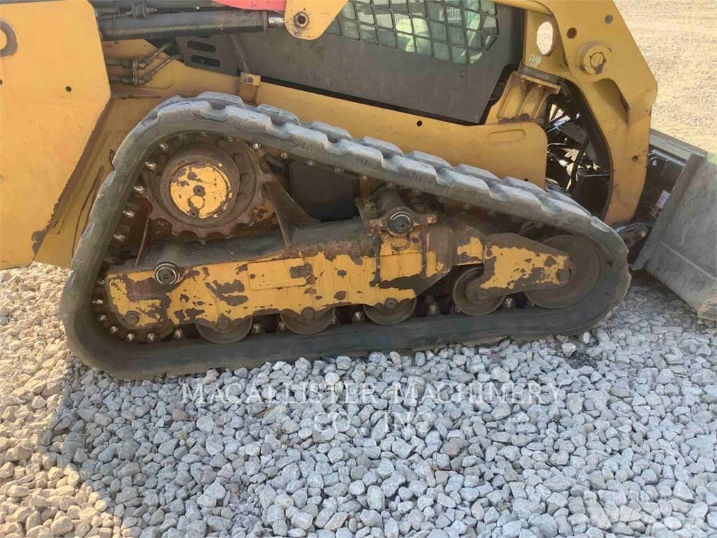 CAT 239D Верижен товарач