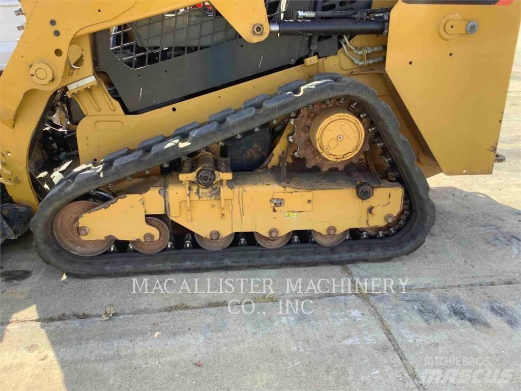 CAT 239D Верижен товарач