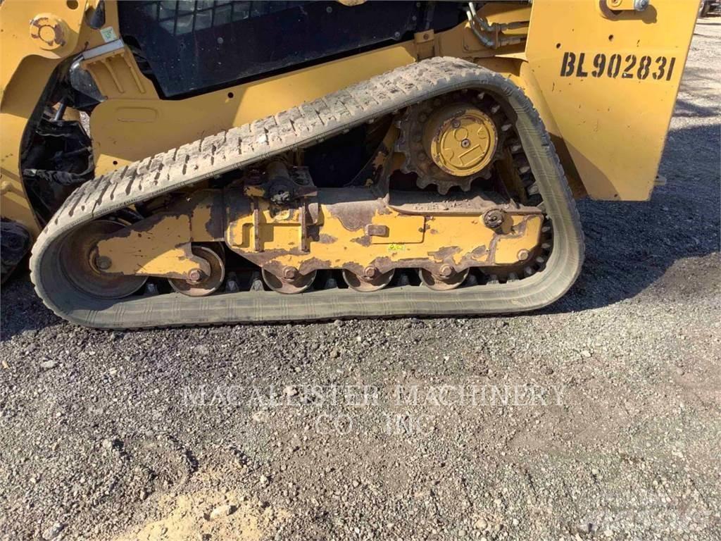 CAT 239D Верижен товарач