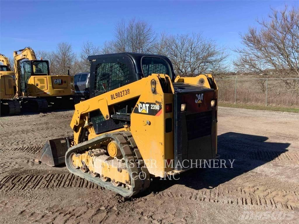 CAT 239D Верижен товарач