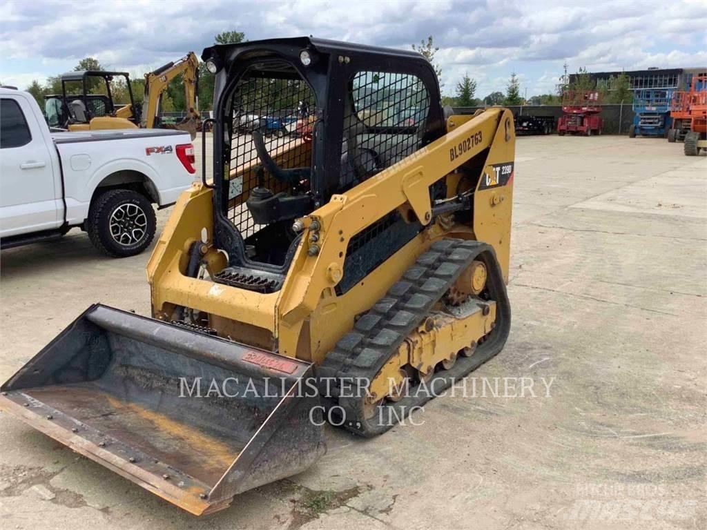 CAT 239D Верижен товарач