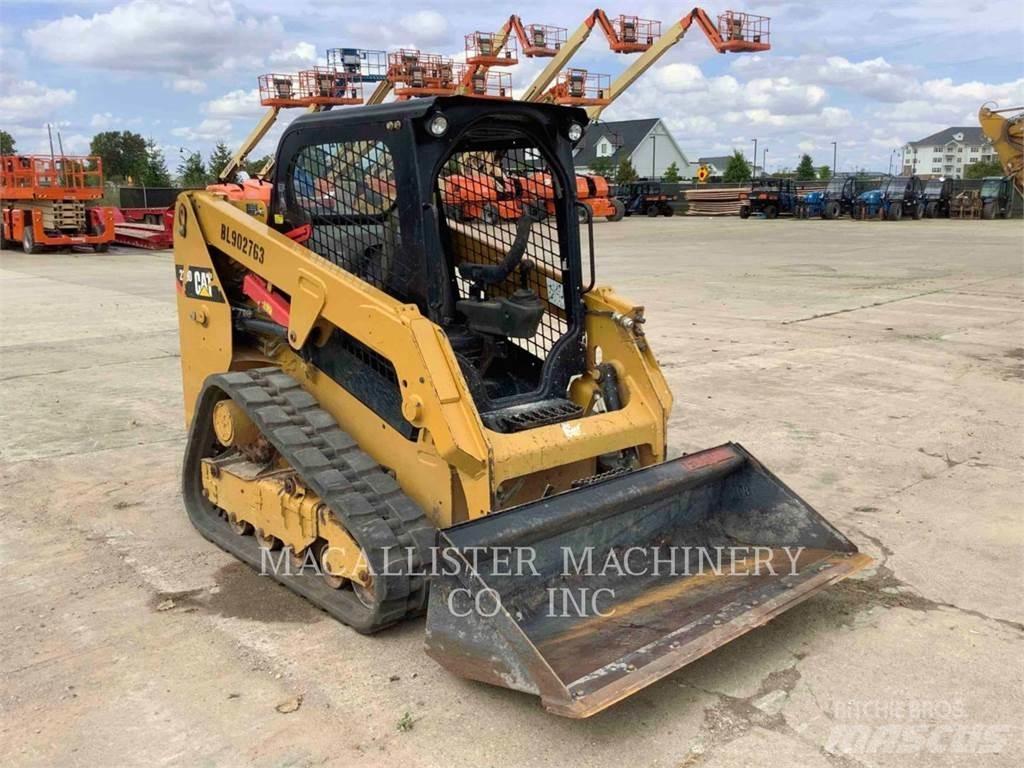 CAT 239D Верижен товарач