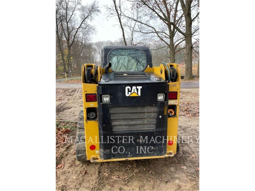 CAT 239D Верижен товарач