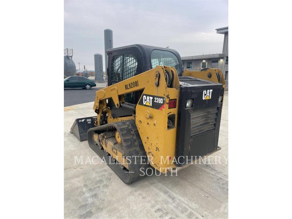 CAT 239D Верижен товарач
