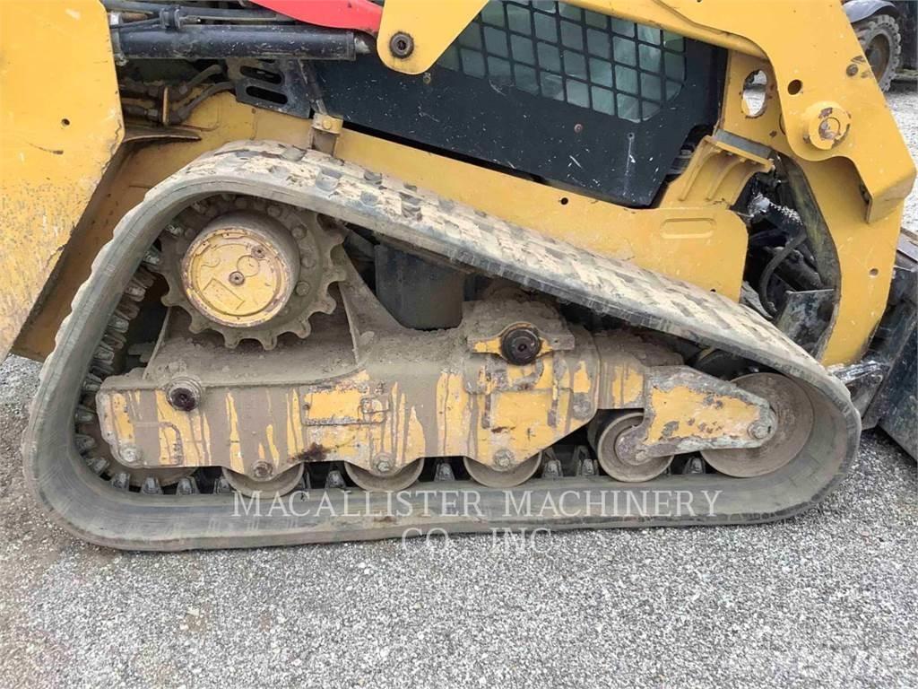 CAT 239D Верижен товарач