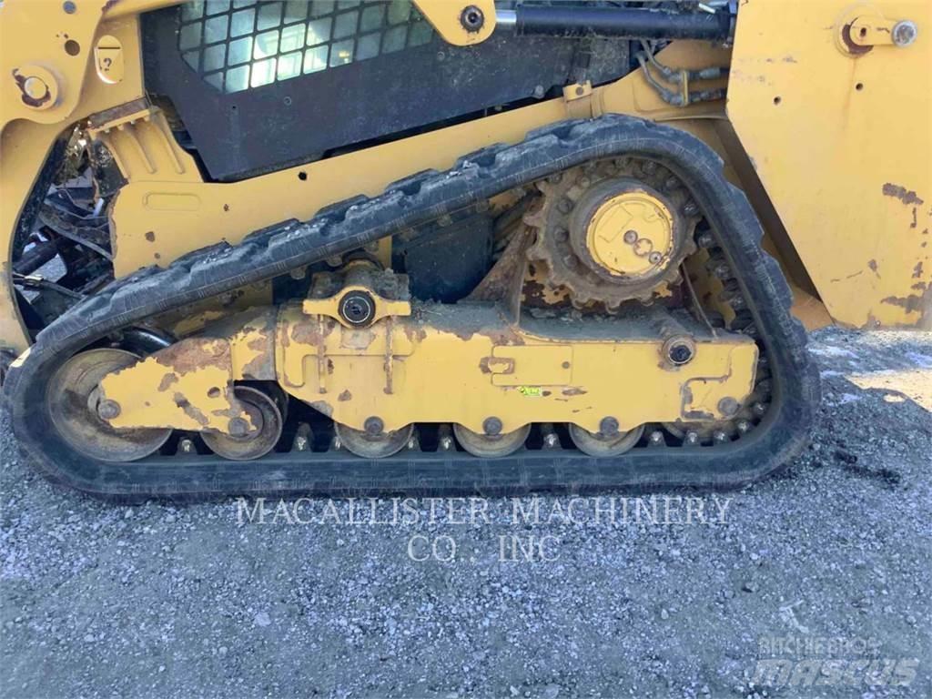 CAT 239D Верижен товарач