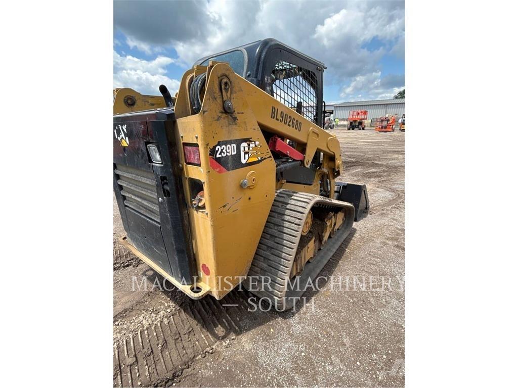 CAT 239D Верижен товарач