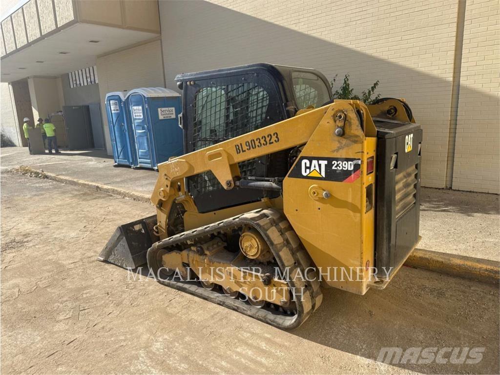 CAT 239D Верижен товарач