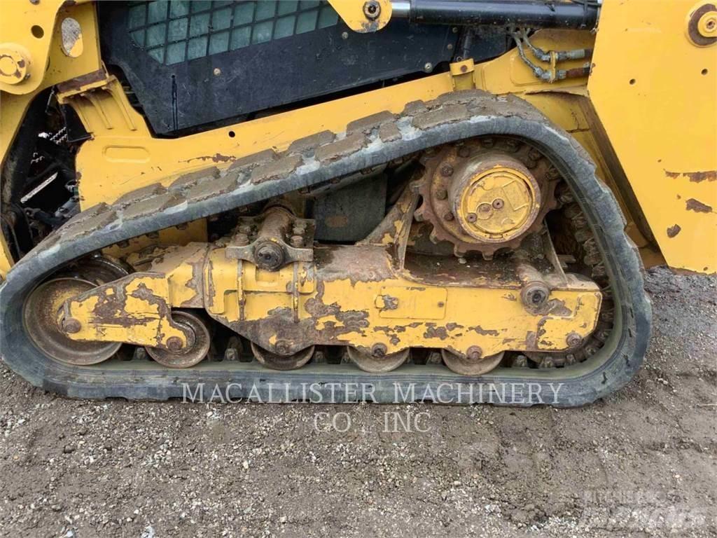 CAT 239D Верижен товарач