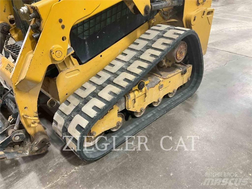 CAT 239D Верижен товарач