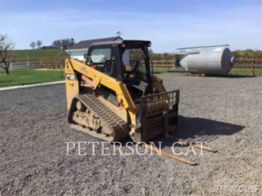 CAT 239D Верижен товарач