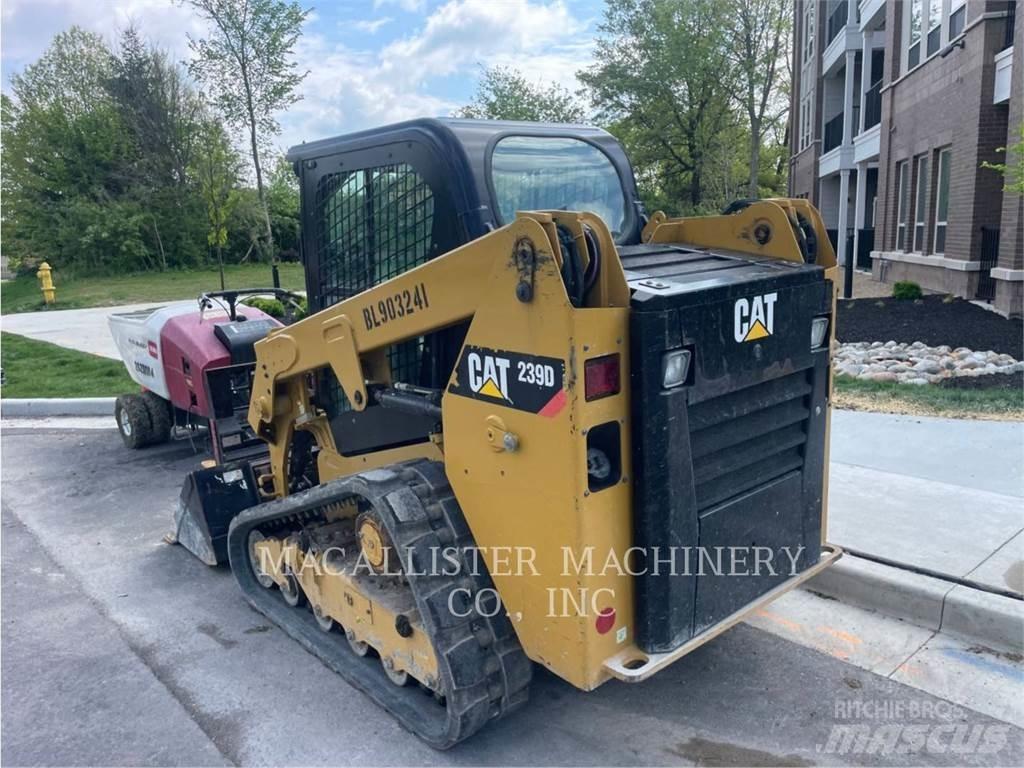 CAT 239D Верижен товарач