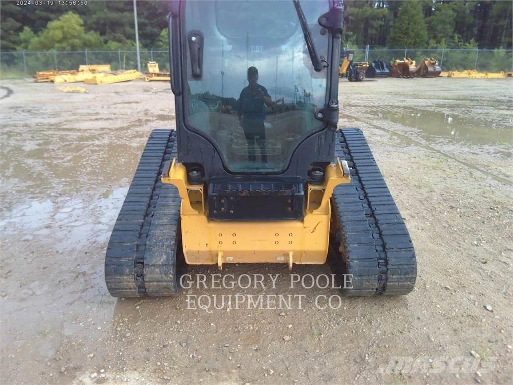 CAT 239D Верижен товарач