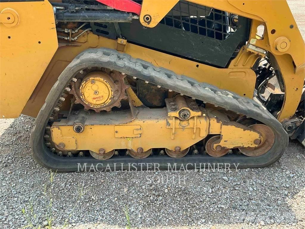 CAT 239D Верижен товарач
