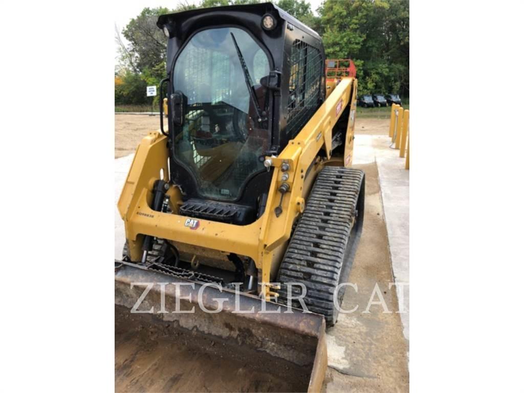 CAT 239D3 Верижен товарач