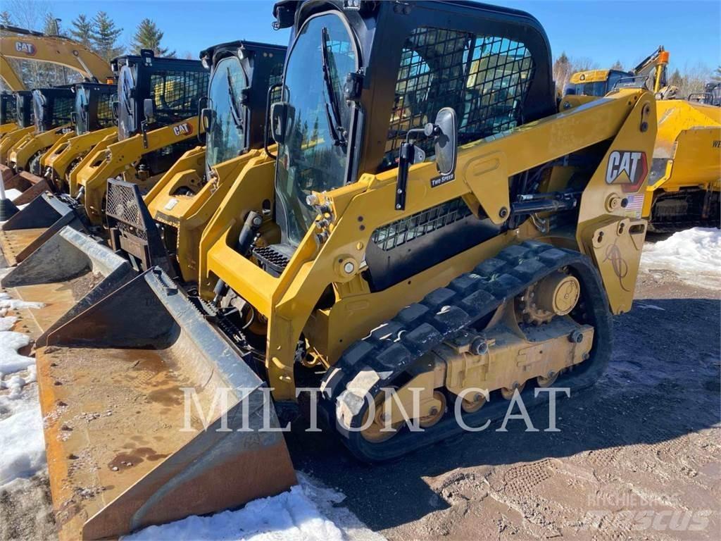 CAT 239D3 Верижен товарач