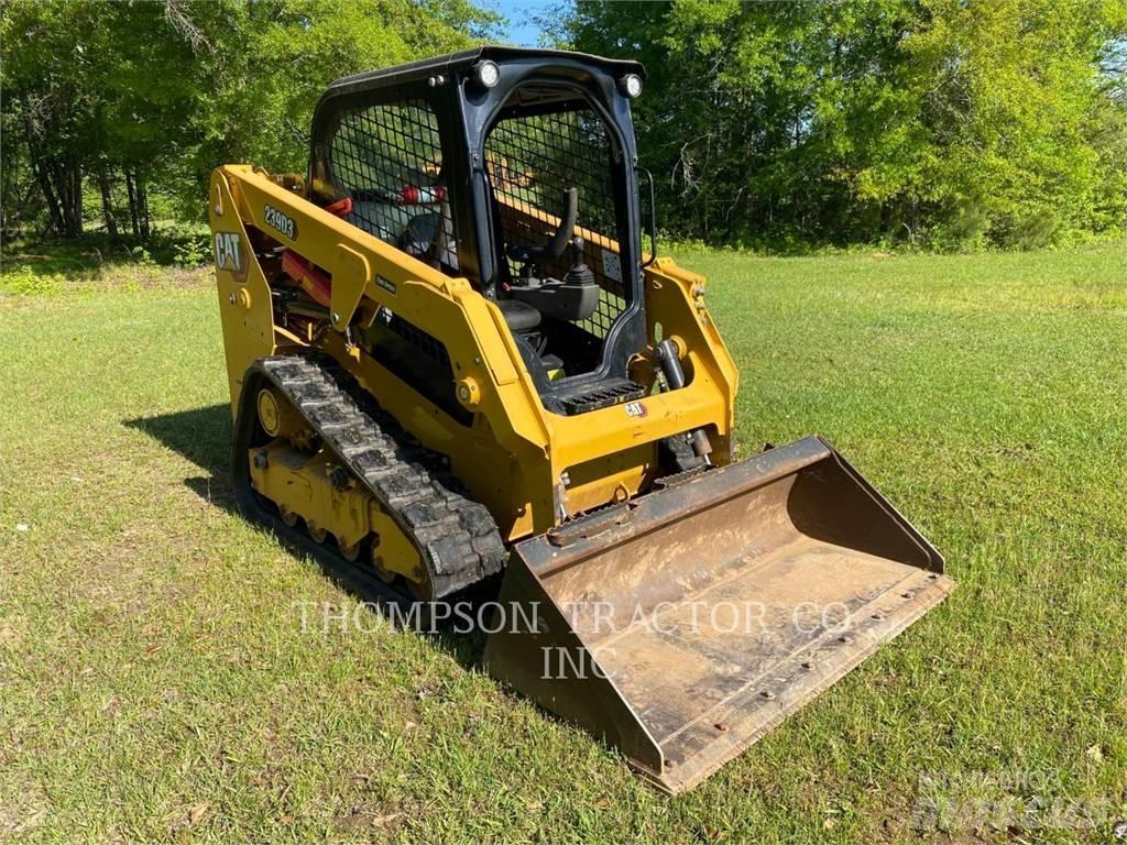 CAT 239D3 Верижен товарач