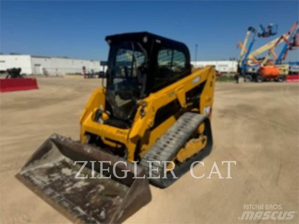 CAT 239D3 Верижен товарач