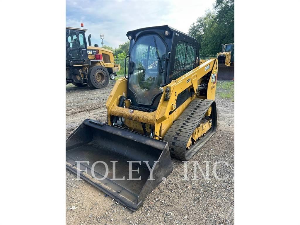 CAT 239D3 Верижен товарач