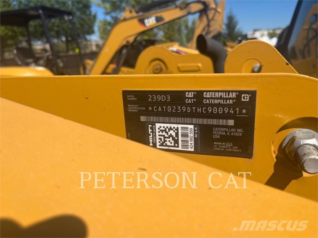 CAT 239D3 Мини товарачи
