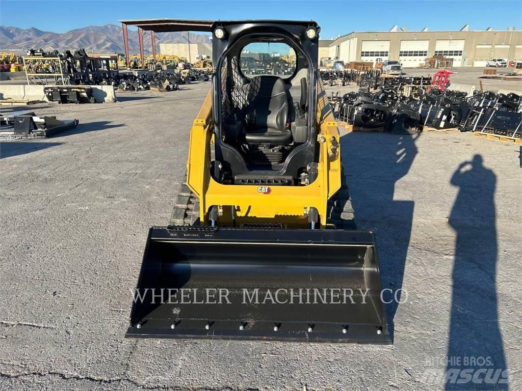 CAT 239D3 C1H2 Верижен товарач
