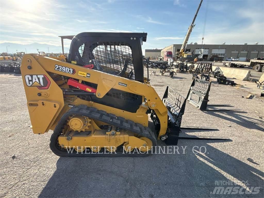 CAT 239D3 C1H2 Верижен товарач