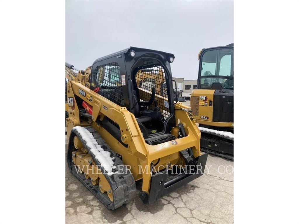 CAT 239D3 C1H2 Верижен товарач