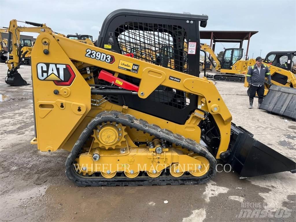 CAT 239D3 C1H2 Верижен товарач