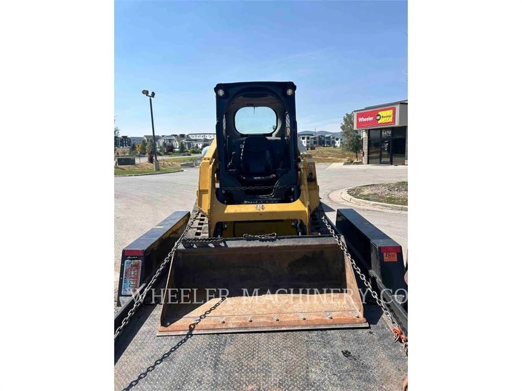 CAT 239D3 C1H2 Верижен товарач