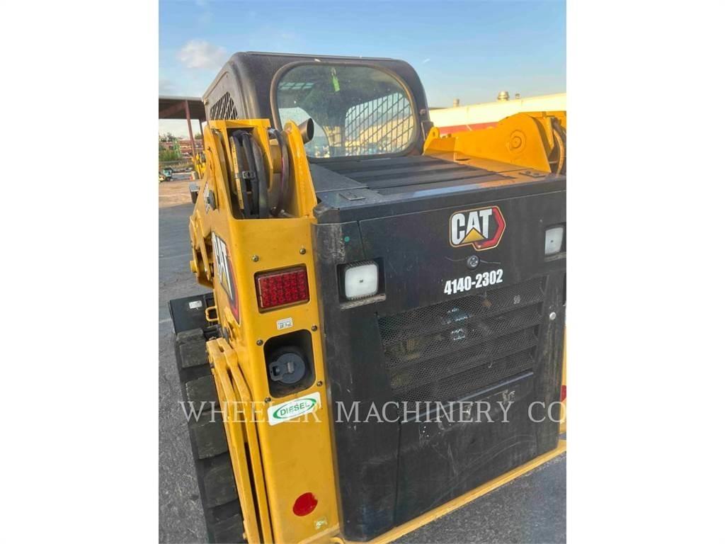 CAT 239D3 C1H2 Верижен товарач